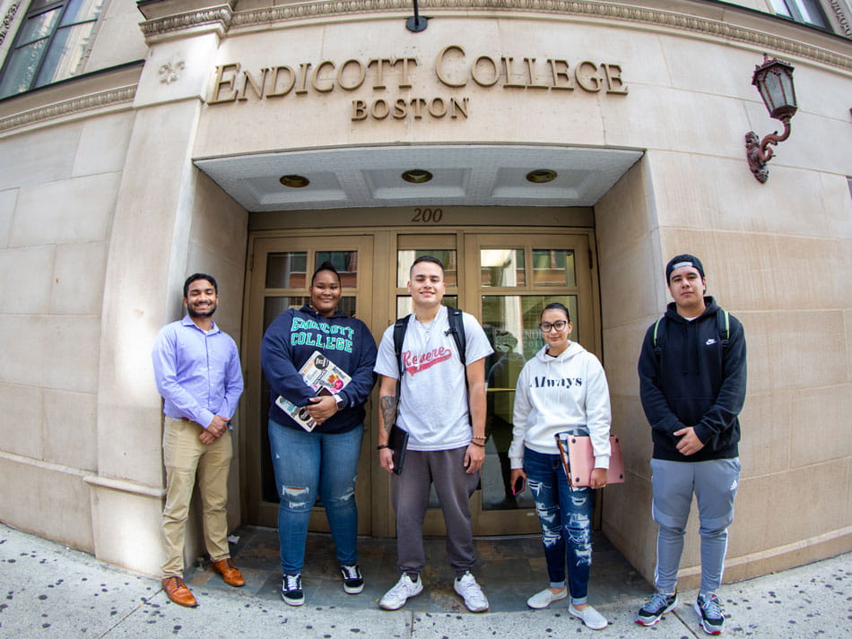 Students outside Endicott College Boston